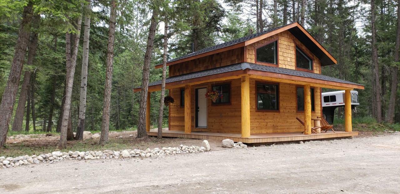 Kicking Horse Canyon Guest House Golden Exterior foto